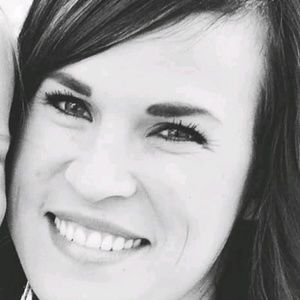 Meet your Posher, Traci